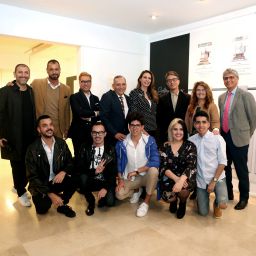Los finalistas de Jóvenes Diseñadores de Tenerife reciben ánimos y consejos de Joao Rolo y Bárbara Palacios