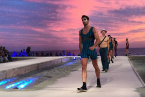 El Cabildo sella un acuerdo con TVE para retransmitir ‘Tenerife Fashion Beach Costa Adeje’