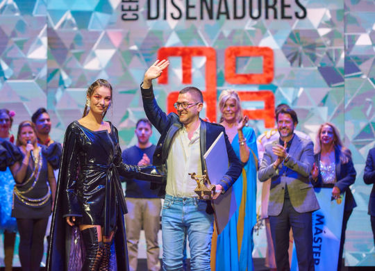 Álvaro Lucas gana el XI Concurso Internacional de Jóvenes Diseñadores de Tenerife con su colección ‘Lissomwo’