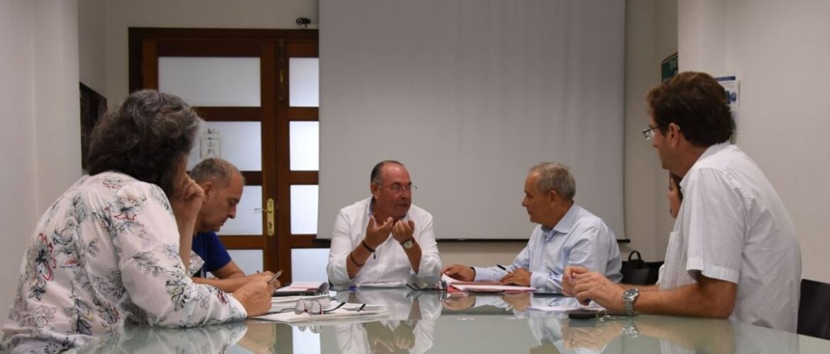 El Cabildo y el Ayuntamiento de El Sauzal coordinan las acciones en materia de artesanía