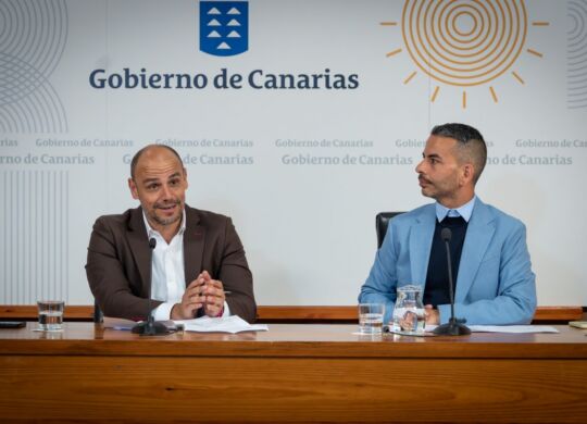 El presidente de Proexca, Alfonso Cabello, y el director de Tenerife Moda, Natanael Padrón