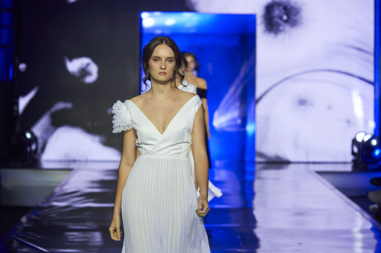 SOL MANZANO – XIV CONCURSO JÓVENES DISEÑADORES