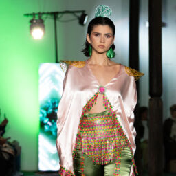 El Cabildo de Tenerife sitúa el talento de la isla en el epicentro de la moda sostenible con la firma Gallobuey