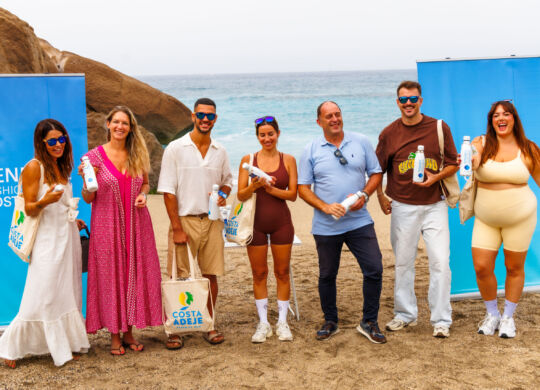 24-PLASTIC FREE