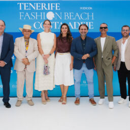 La Tenerife Fashion Beach Costa Adeje convierte su photocall en un escaparate del talento y la moda de Canarias